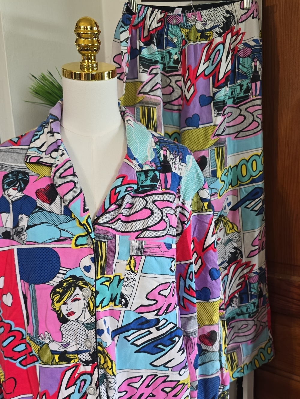 Victoria's Secret Comic Book Pajama Set - Multicolor Pop Art Large Rare - Picture 2 of 4